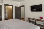 Private ensuite bathroom